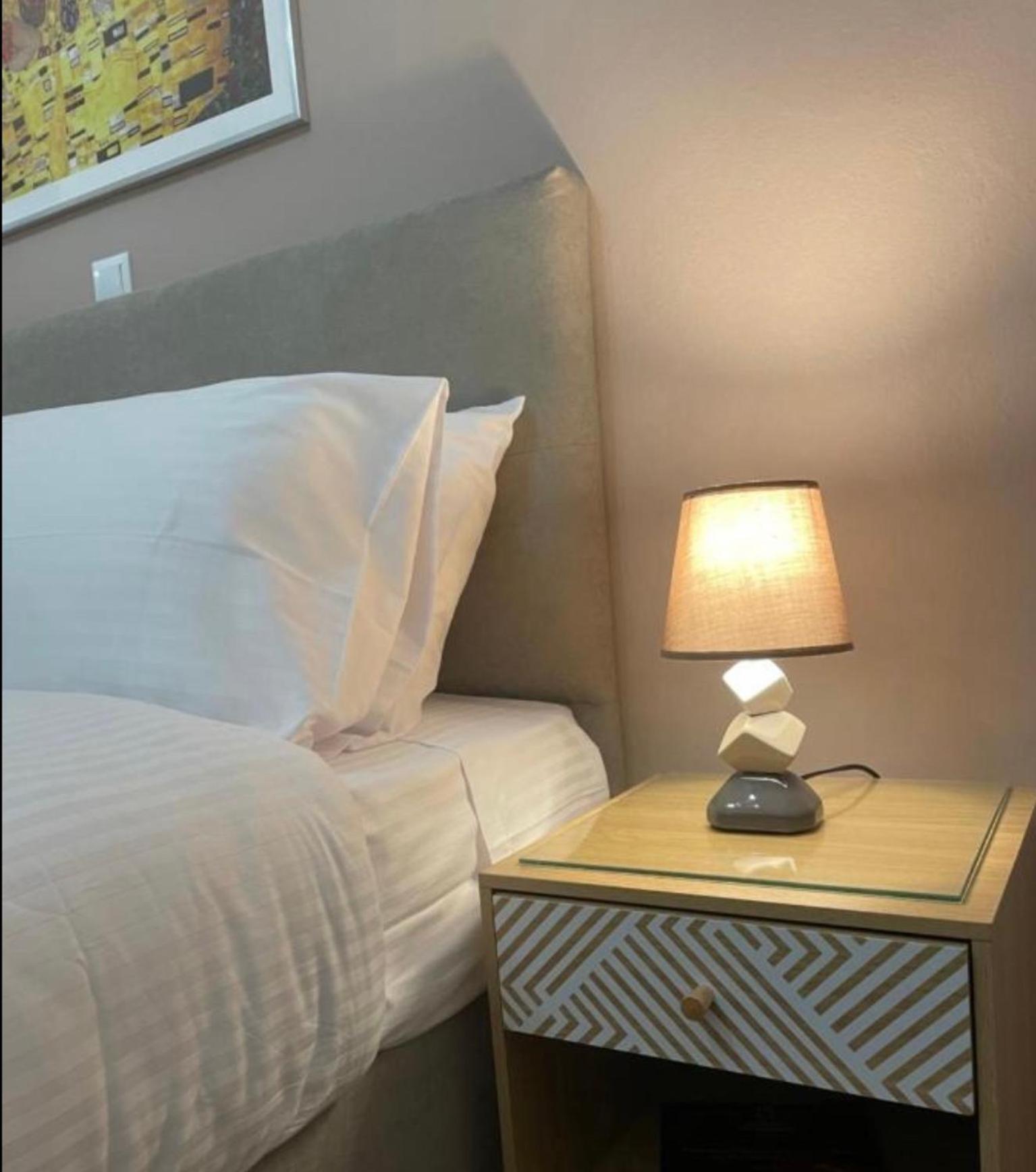 Athenian Dream Apartment-Spacious & Luxurious Ngoại thất bức ảnh